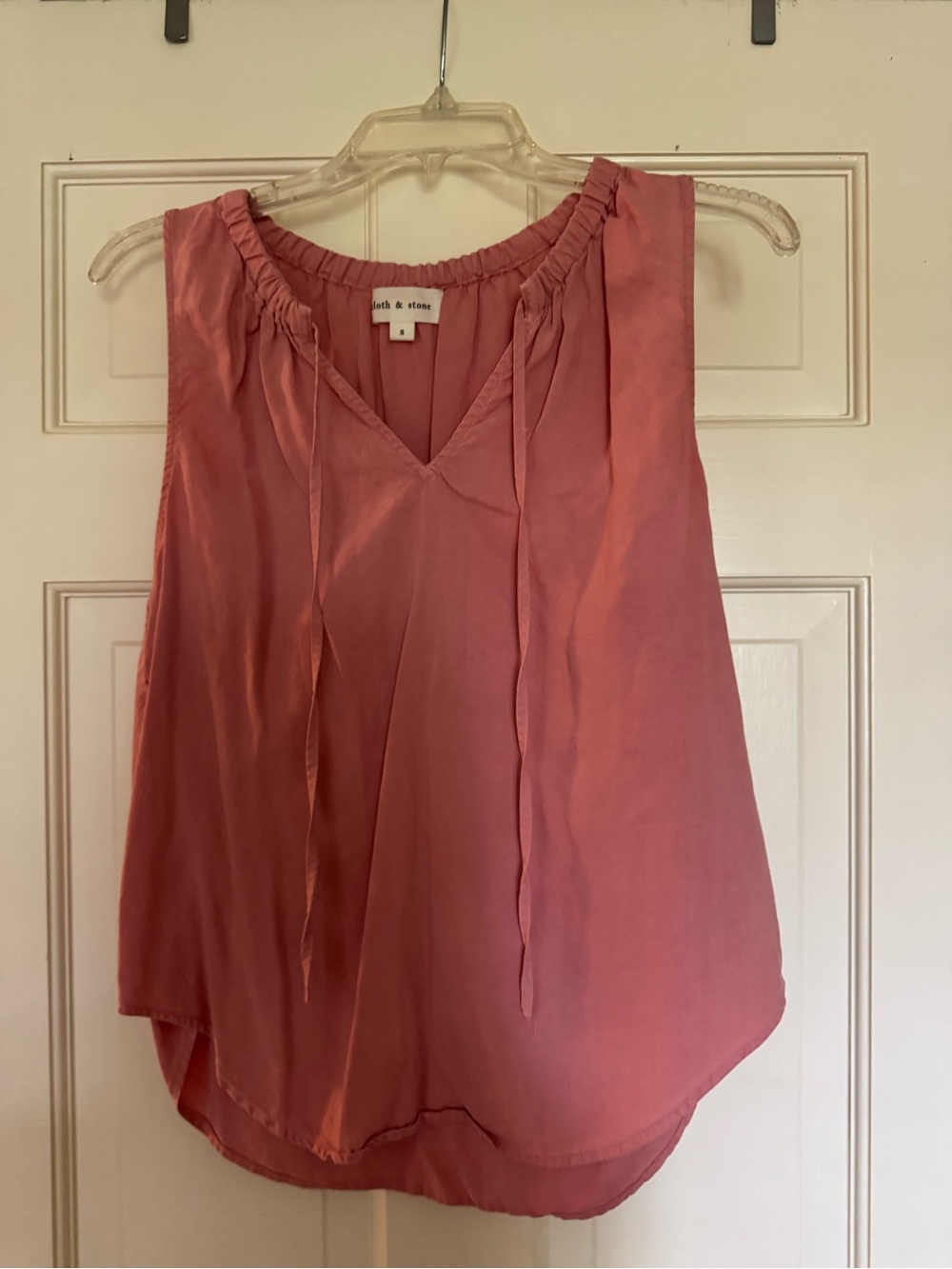 cloth & stone Dusty Rose Tie-Neck Sleeveless V-Neck Top